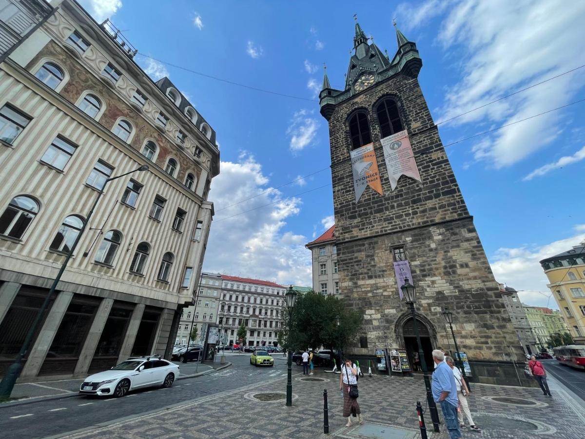 Grand Viceroy Apartments - Gothic Tower View Prague Exterior photo
